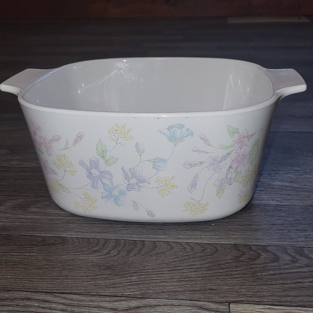 Vintage Corning Ware Pastel Bouquet 3 Liter Casserole Retired Pattern